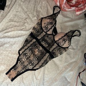 Laced Thong Bodysuitఌ